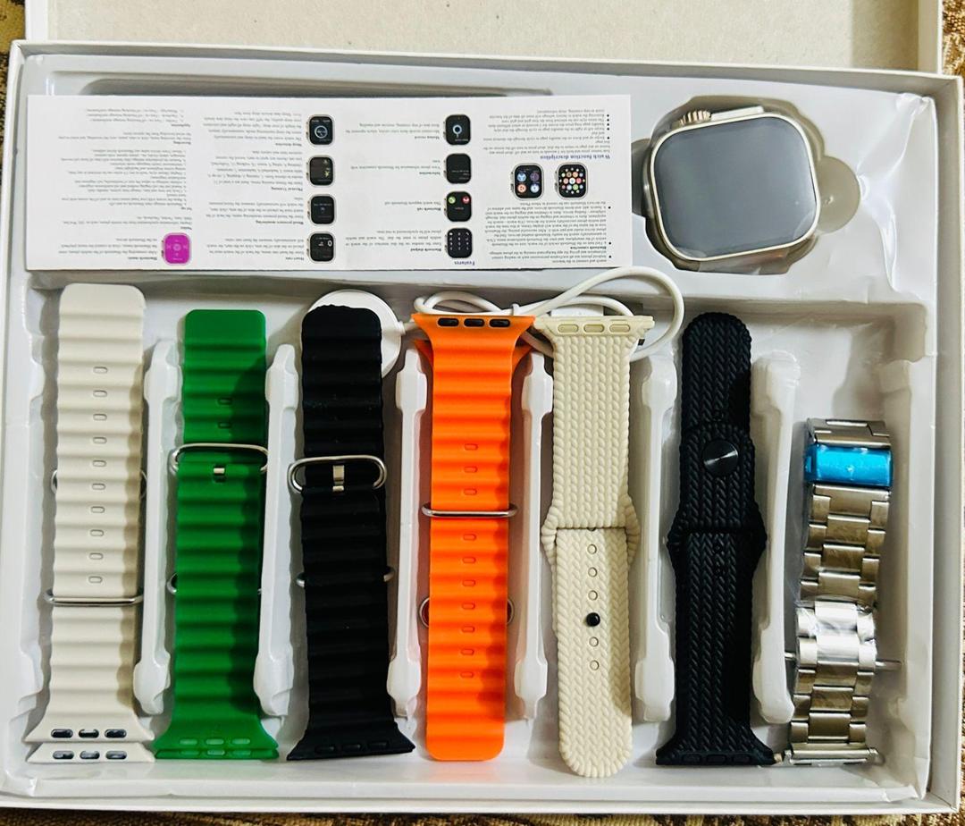 7 in 1 Ultra 2 Smart Watch ā Multicolor Watch with 7 Interchangeable Straps | Stylish Smartwatch in Pakistan