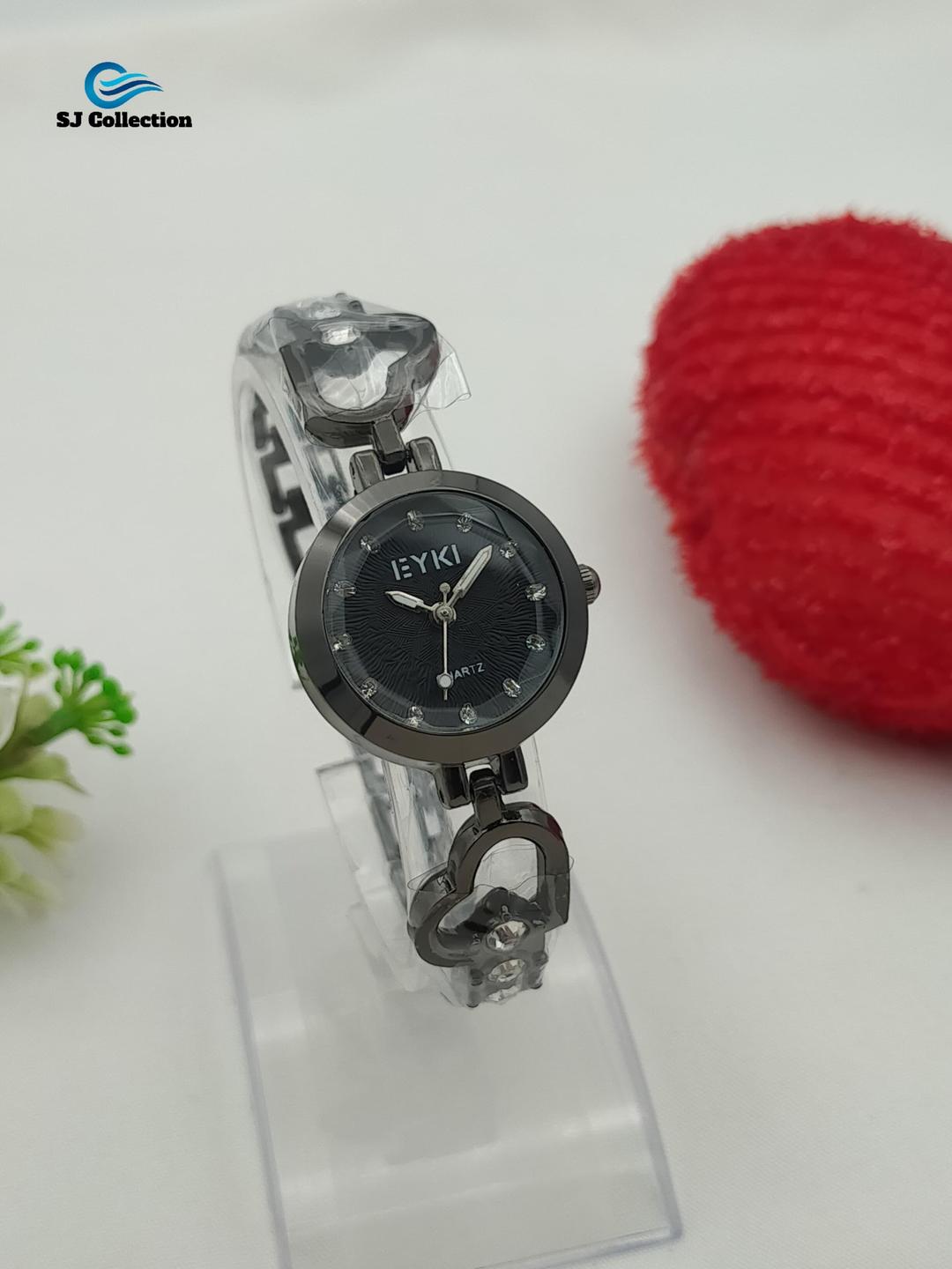 Elegant Women’s Chain Watch – Premium Stainless Steel